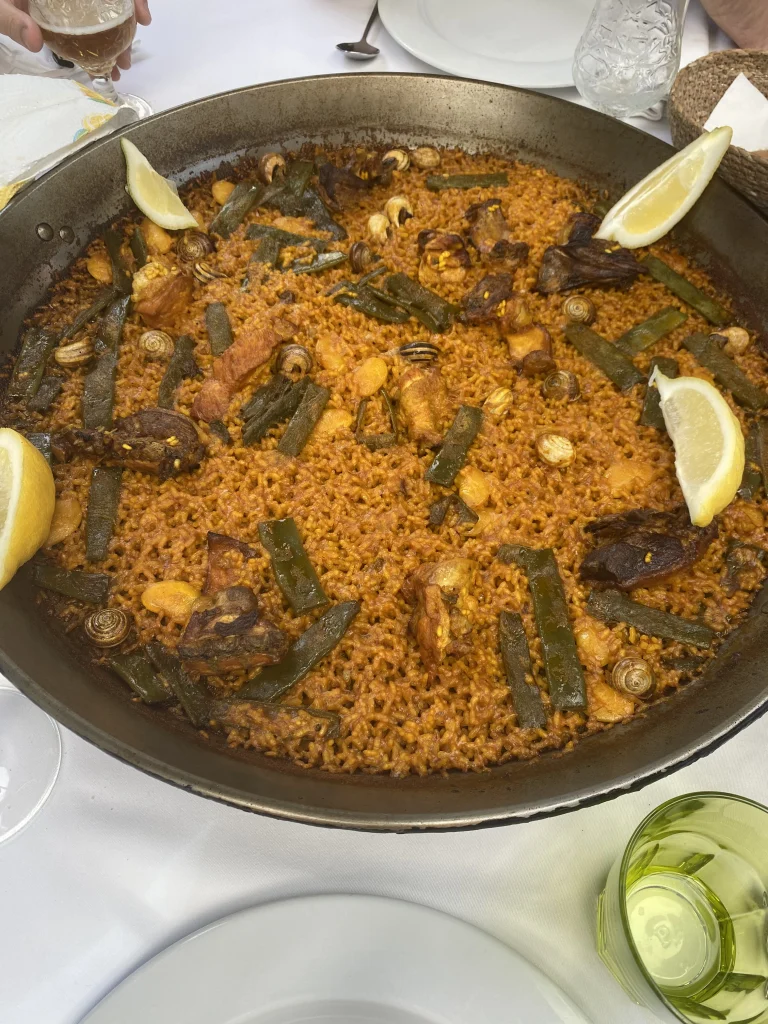 klasyczna paella z walencji